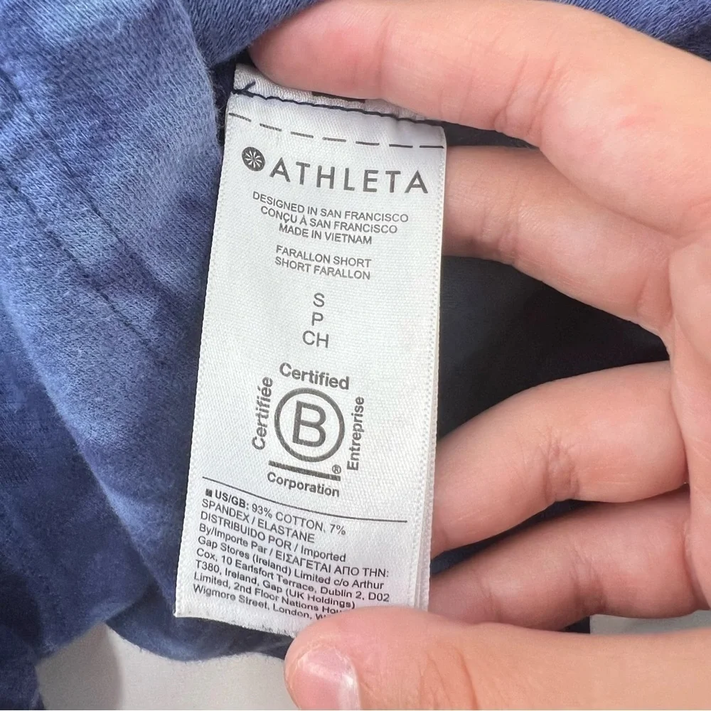 Athleta Farallon Blue Tie Dye Shorts Size S Drawstring Run Around Lounge - Picture 8 of 9